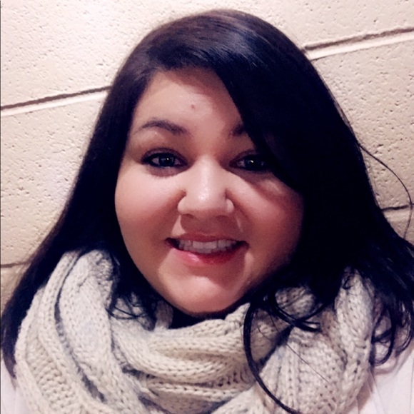 Meet your Posher, Megan - Picture 1 of 1